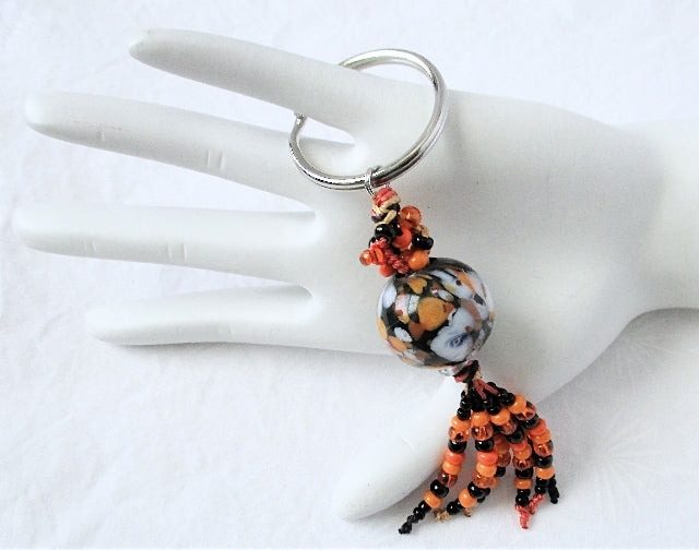 Black & Orange Beaded Keychain - Juicybeads Jewelry