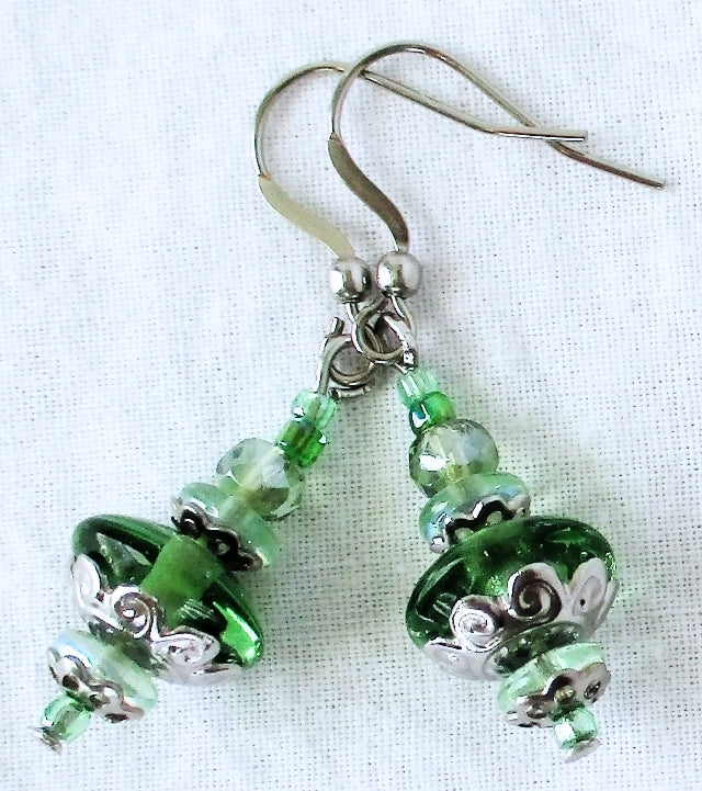 Light Green Dangle Earrings - Juicybeads Jewelry