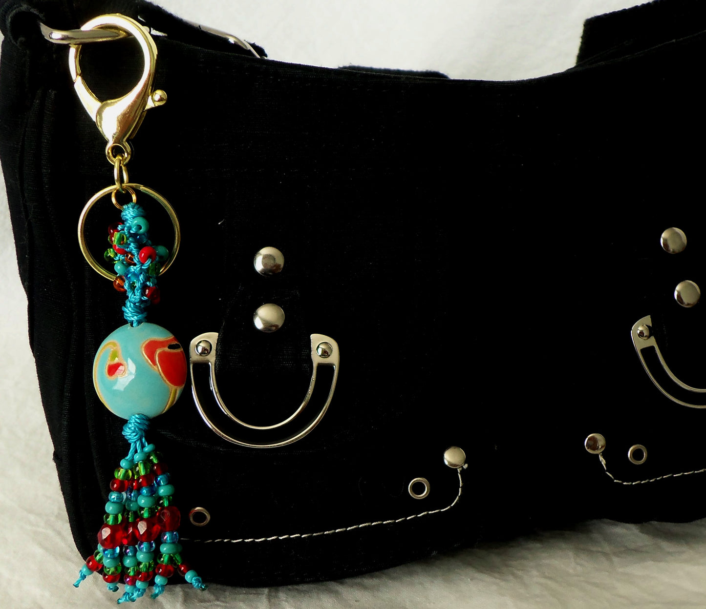 Red Flower Beaded Clip-On Keychain - Juicybeads Jewelry