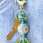 Blue & White Daisy Keychain - Juicybeads Jewelry