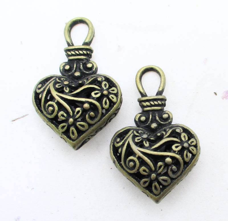 Brass Heart Beaded Purse Charm - Juicybeads Jewelry