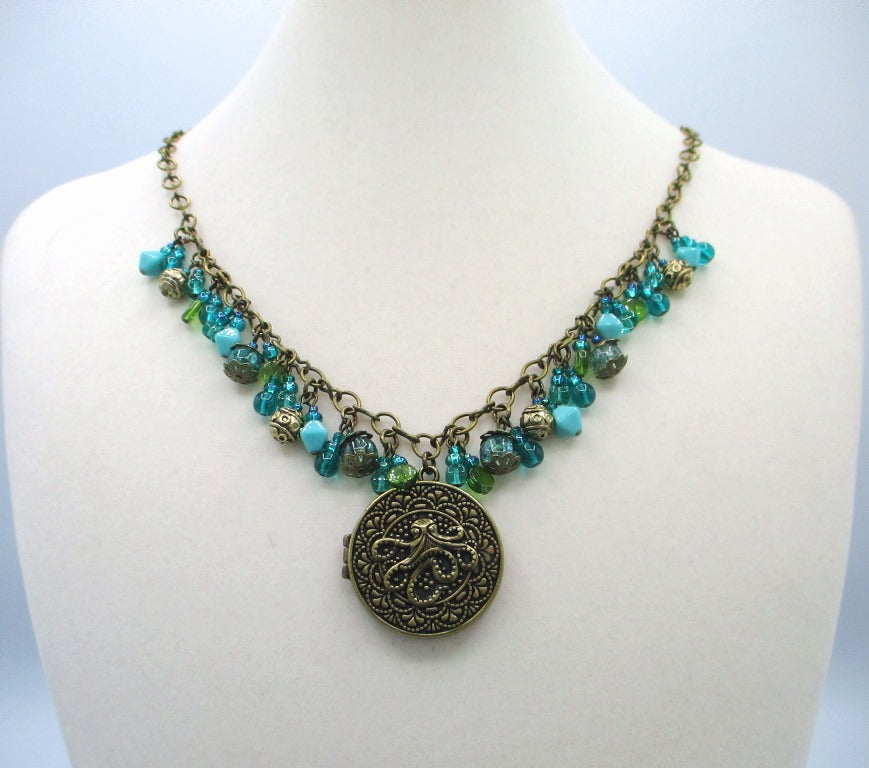 Green Beaded Pendant Necklace - Juicybeads Jewelry