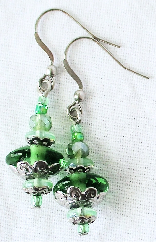 Light Green Dangle Earrings - Juicybeads Jewelry