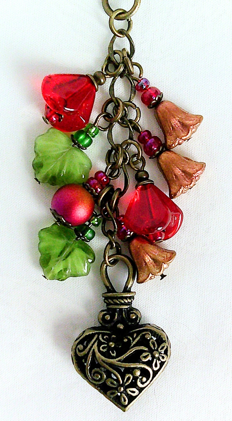 Red Flowers Beaded Purse Charm - Juicybeads Jewelry