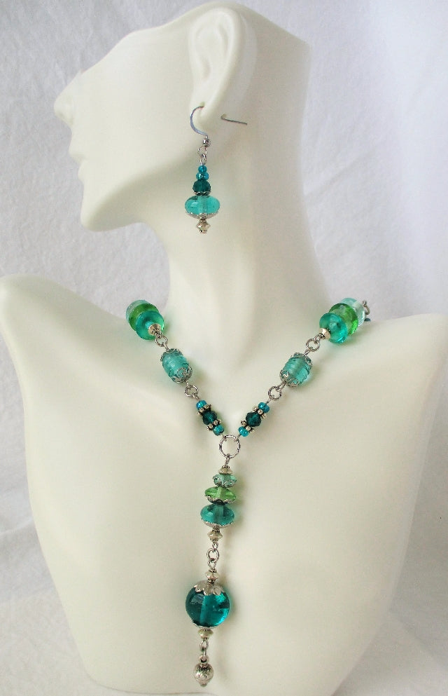teal green Y necklace Juicybeads Jewelry